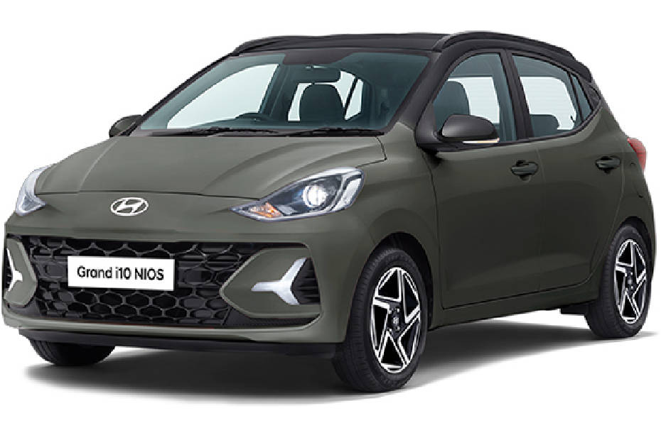 Hyundai Grand i10 Spark Green With Abyss Black Roof Hyundai Grand i10 Spark Green With Abyss Black Roof