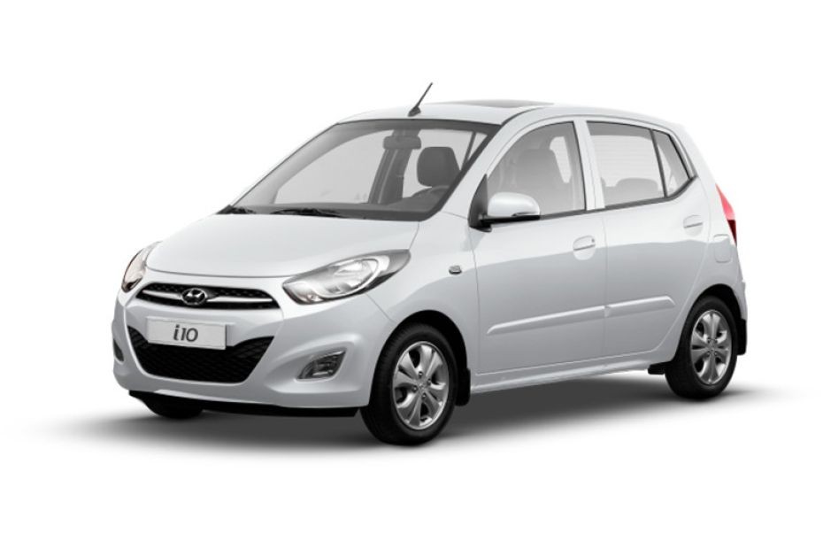 Hyundai i10 Crystal White in UAE