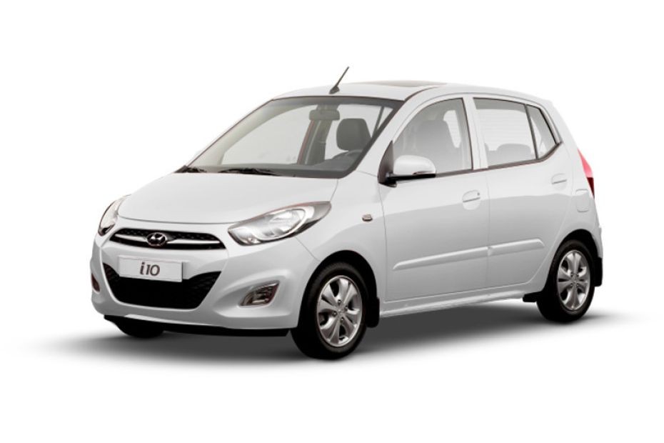 Hyundai i10 Sleek Silver in UAE