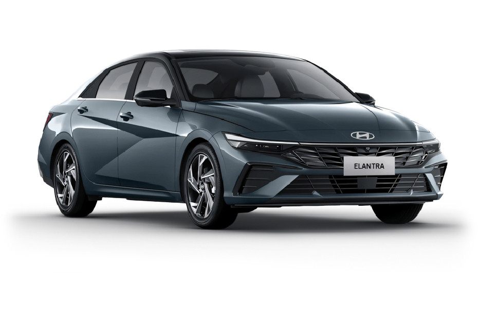 Hyundai Elantra Amazon Gray in UAE