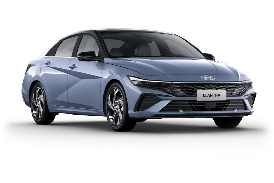 Hyundai Elantra Meta Blue in UAE