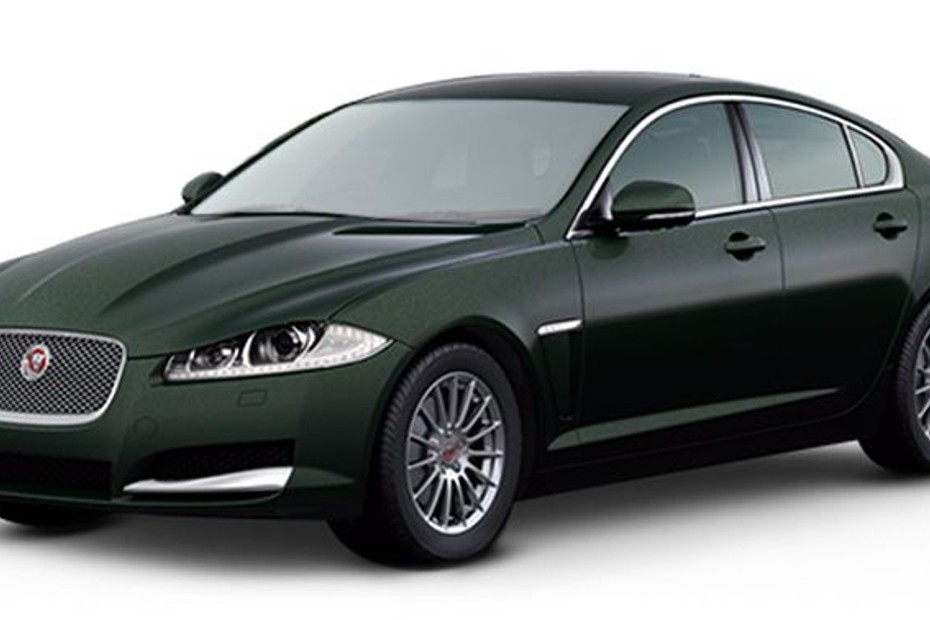Jaguar XF Luxury British Racing Green Metallic in UAE
