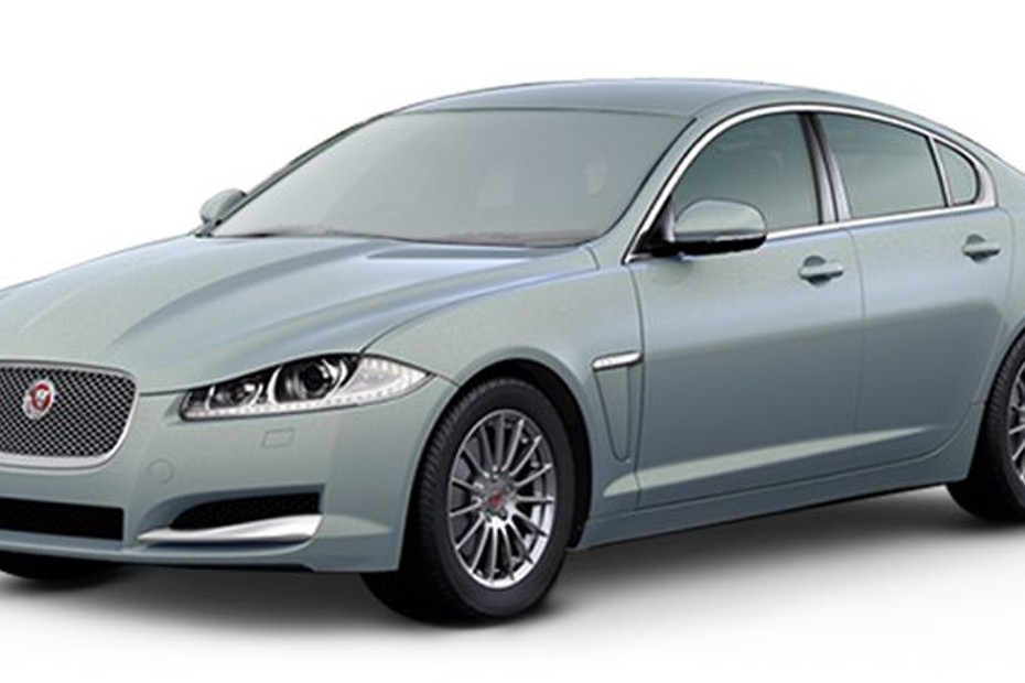 Jaguar XF Luxury Osmium Metallic in UAE