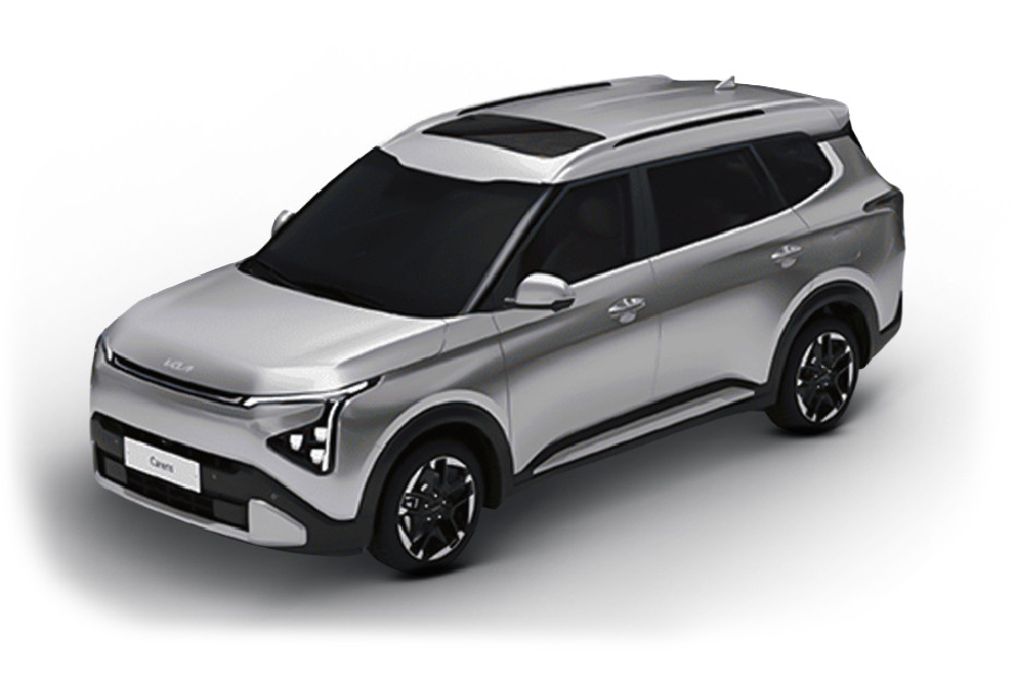 KIA Carens Sparkling Silver in UAE