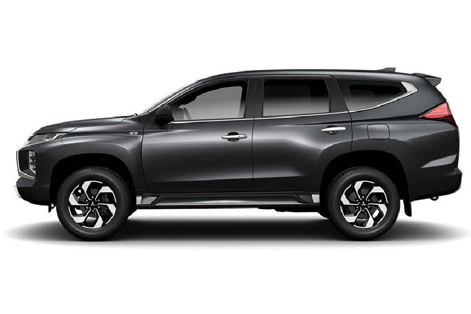 Mitsubishi Montero Sport Graphite Gray Metallic