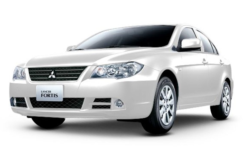Mitsubishi Lancer Fortis White Solid in UAE