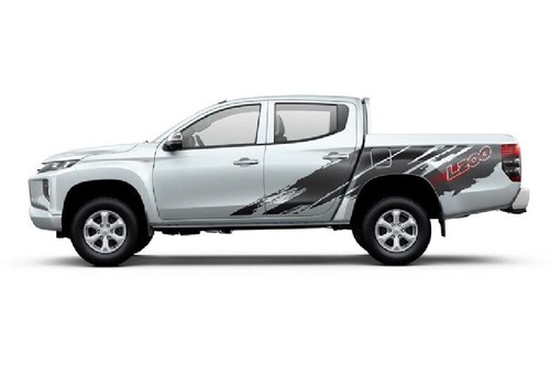 Mitsubishi L200 (2022-2024) White