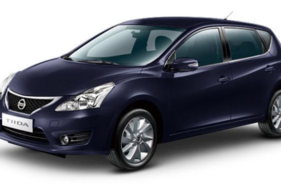 Nissan Tiida Dark Blue Raa in UAE