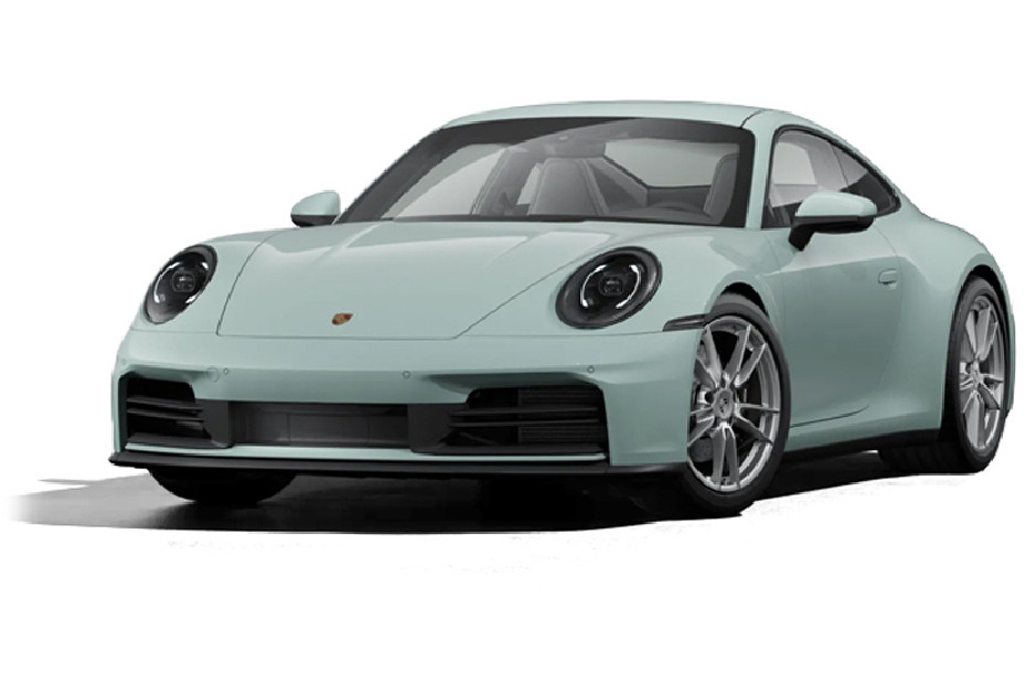 Porsche 911 Shade Green in UAE