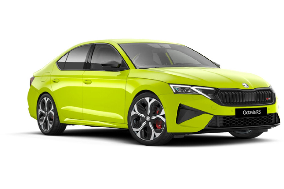 Skoda Octavia RS Green in UAE