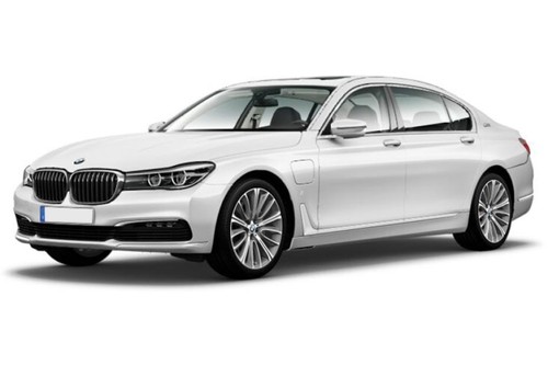 BMW 7 Series Sedan Mineral White