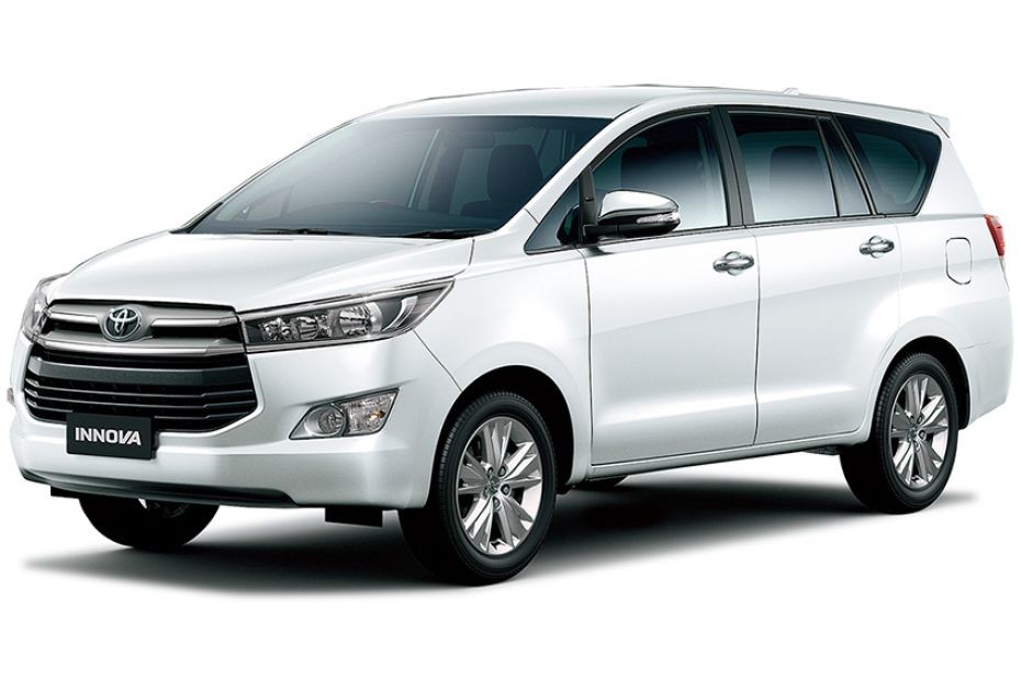 Toyota Innova Super White in UAE