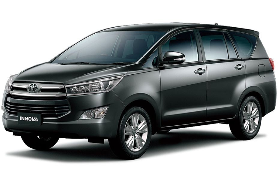 Toyota Innova Gray Metallic in UAE