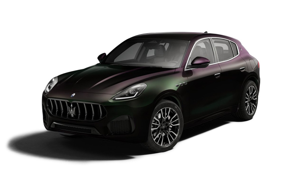 Maserati Grecale Nero Cometa Glossy - Fuoriserie in UAE