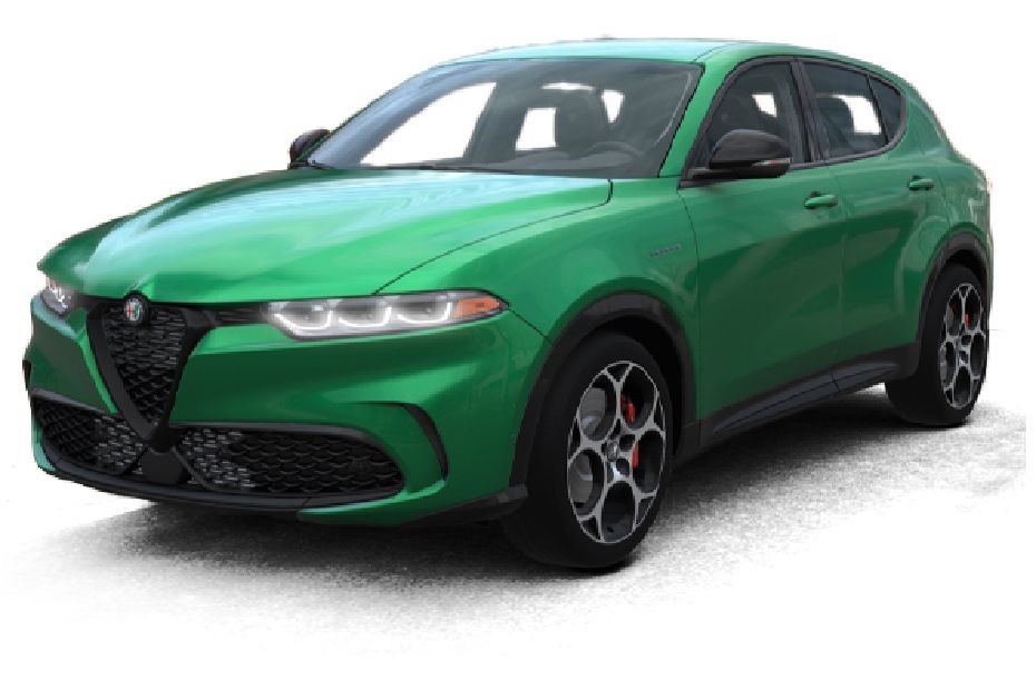 Alfa Romeo Tonale Green in UAE