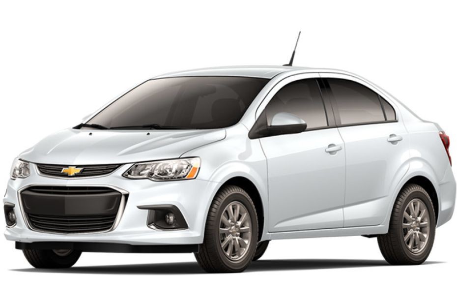 Chevrolet Aveo Summit White in UAE