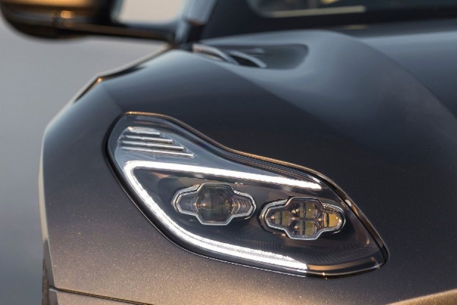 DB11 Headlight in UAE