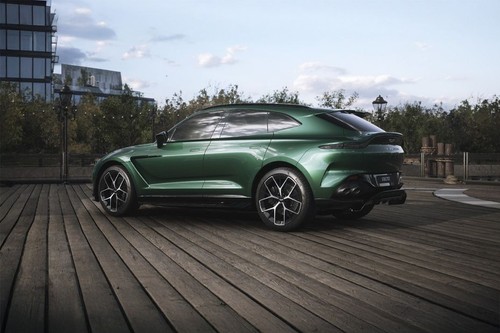 Rear Cross Side View of Aston Martin DBX