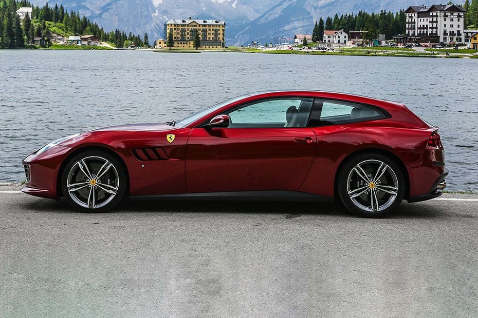 GTC4Lusso Side view in UAE