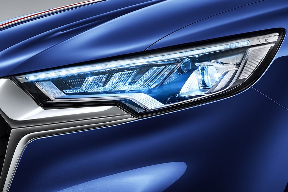 HS5 (2022-2024) Headlight in UAE