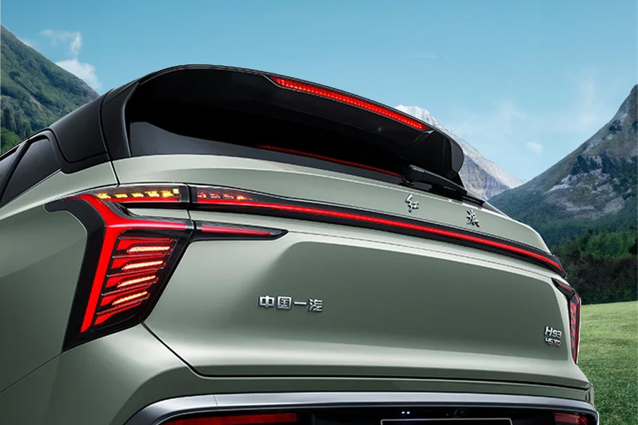 HS3 Tail light in UAE