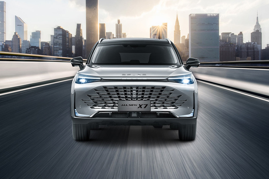 Full Front View of X7 in UAE