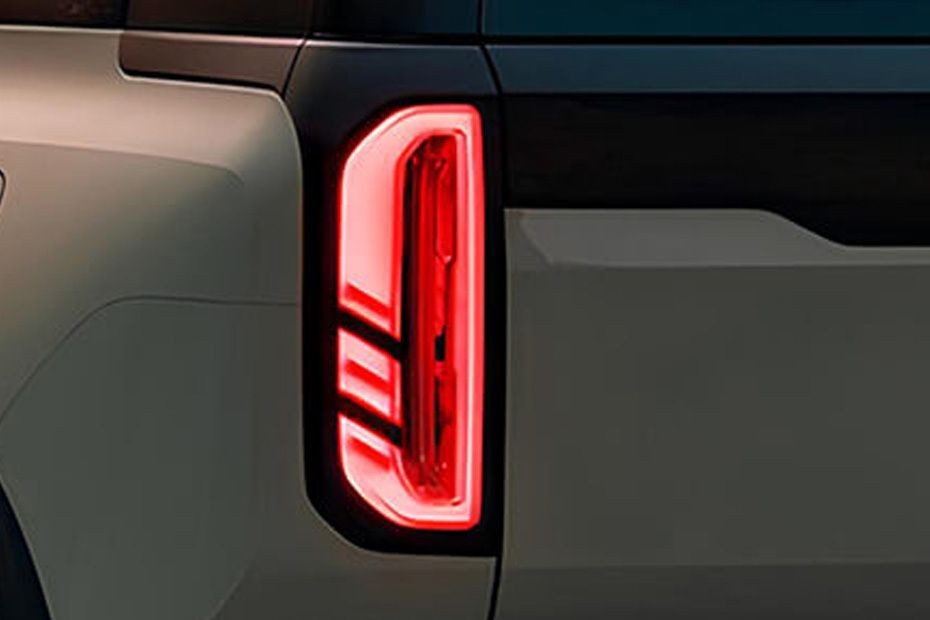 BJ30 Tail light in UAE