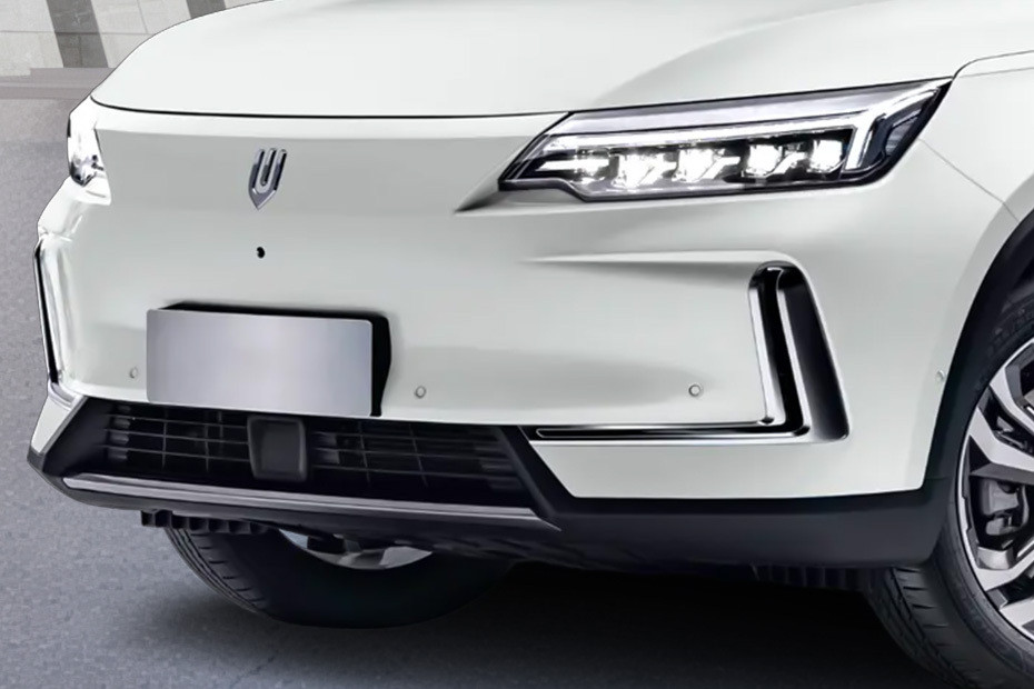 ET5 Grille View in UAE