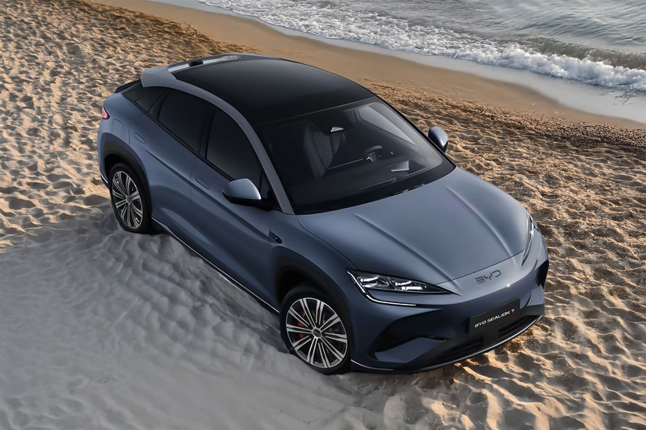 BYD Sealion 7 Front Medium View in UAE