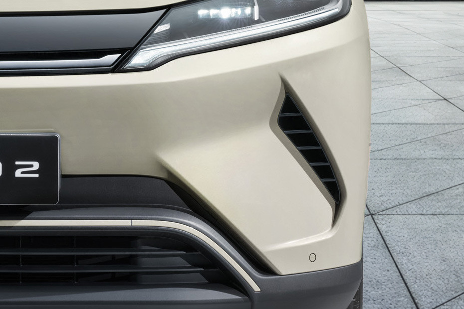 ATTO 2 Front Fog Lamp in UAE