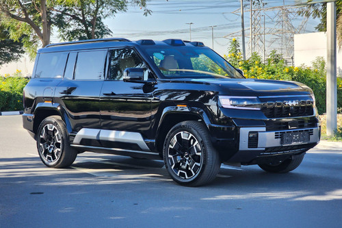 BYD Leopard 8 Front Medium View