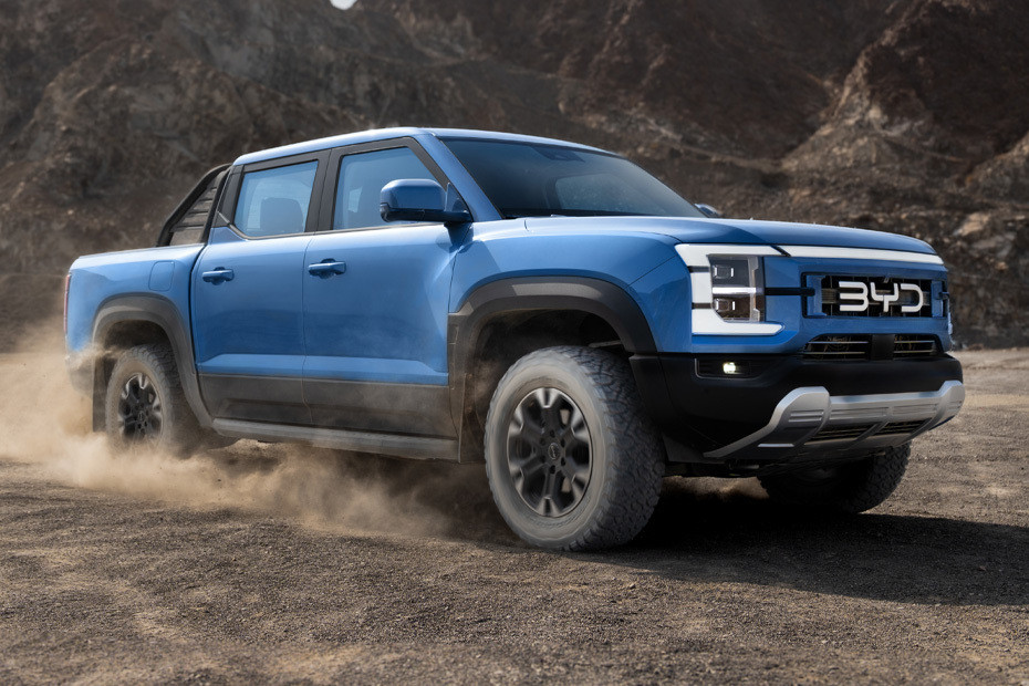 BYD Shark 6 Front Cross Side View in UAE