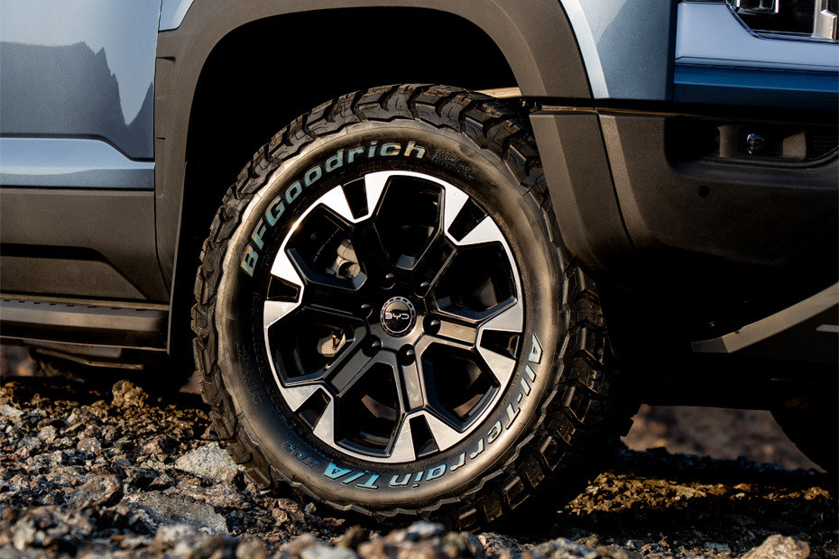 Shark 6 Wheel in UAE