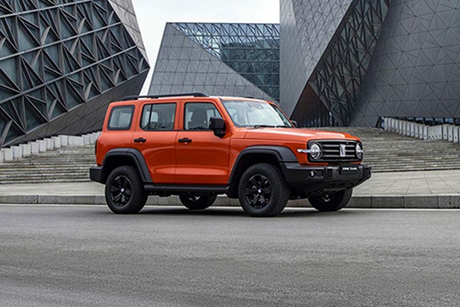 Tank 300 Front Medium View in UAE