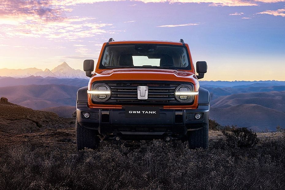 300 Headlight in UAE