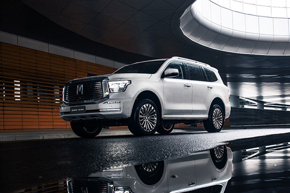 Tank 500 Front Side View in UAE