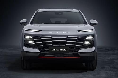 Full Front View of Dashing