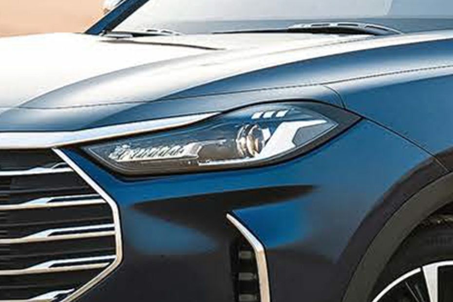 X70 Plus Headlight in UAE