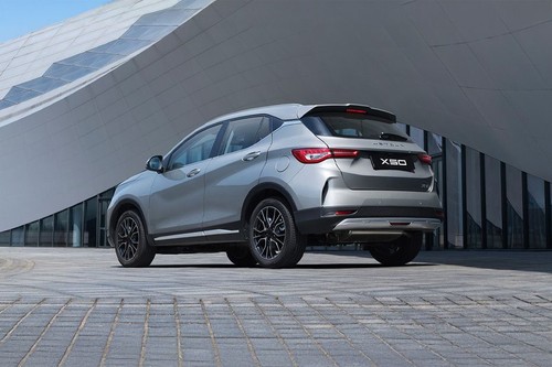Rear Cross Side View of Jetour X50