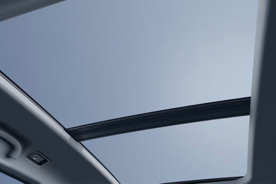 Jetour X90 Plus Sunroof Moonroof in UAE