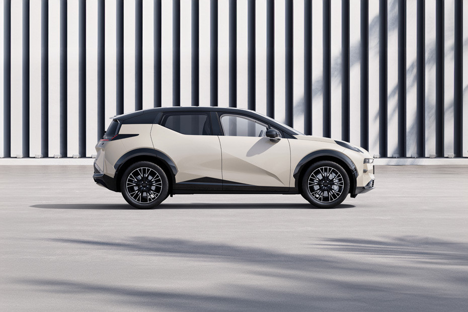 X Medium Angle Front View in UAE