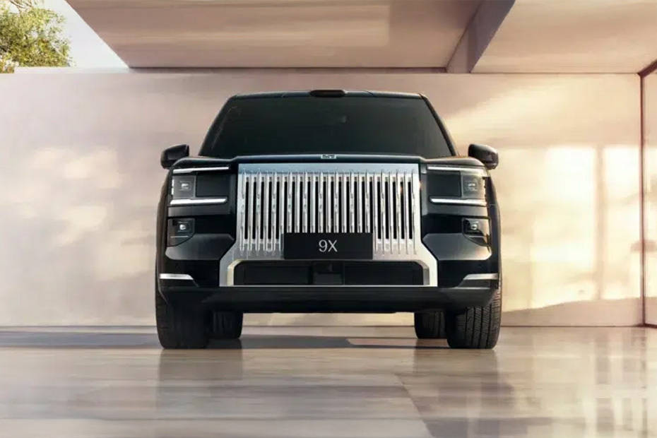 Full Front View of 9X Full Front View of 9X