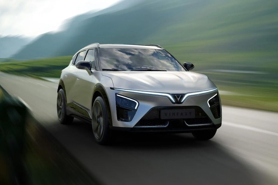 VF7 Headlight in UAE