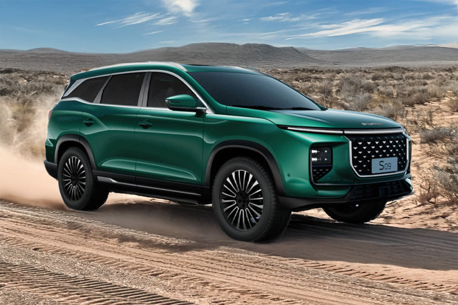 SOUEAST S09 Front Medium View in UAE