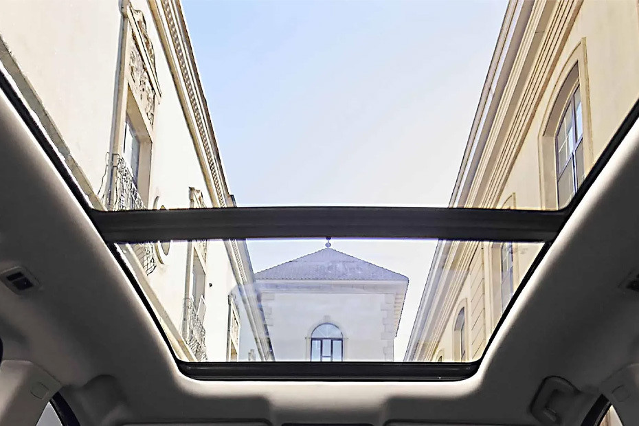 SOUEAST S06 Sunroof Moonroof in UAE
