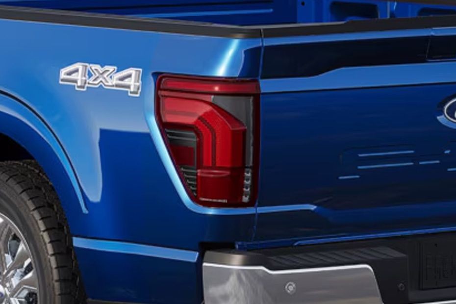 F-150 (2026) Tail light in UAE