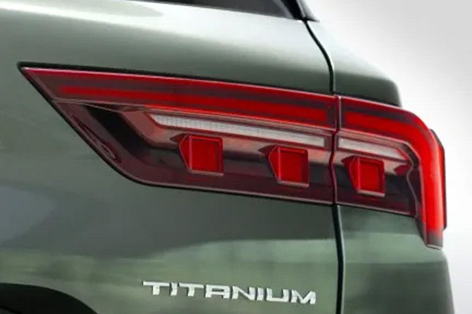 Territory 2026 Tail light in UAE