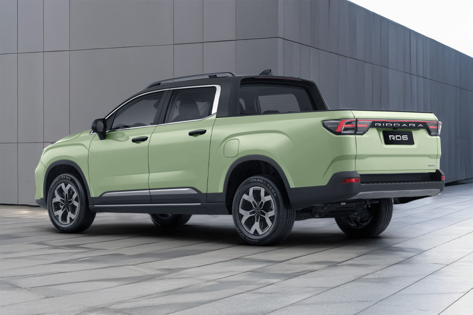 Rear Cross Side View of RIDDARA Rd6 in UAE