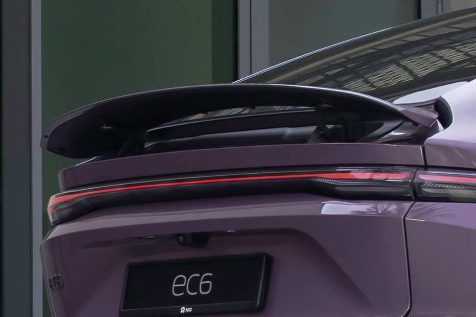 EC6 Spoiler in UAE