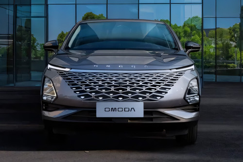 Full Front View of C5